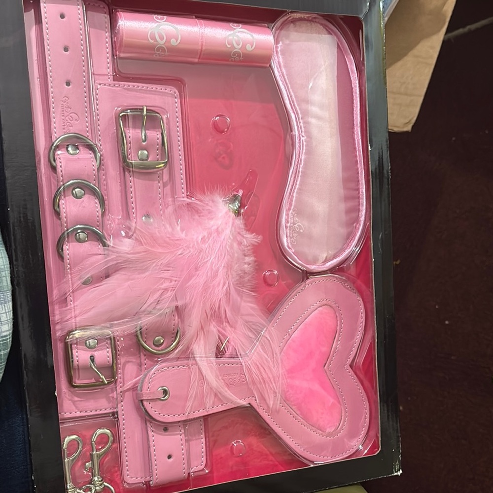 Pink Spank & Tickle Set - Picture 2 of 4